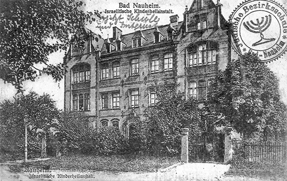 Postkarte: Israelitische Kinderheilanstalt Bad Nauheim / Postkarte der Israelitischen Kinderheilstätte. Sie wurde im Jahre 1898 eröffnet.